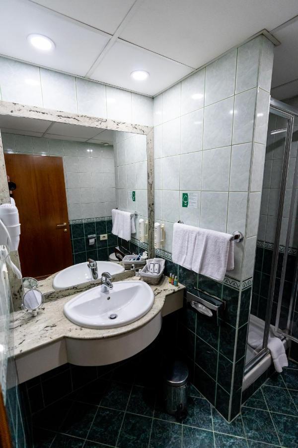 Best Western Hotel Turist スコピエ エクステリア 写真