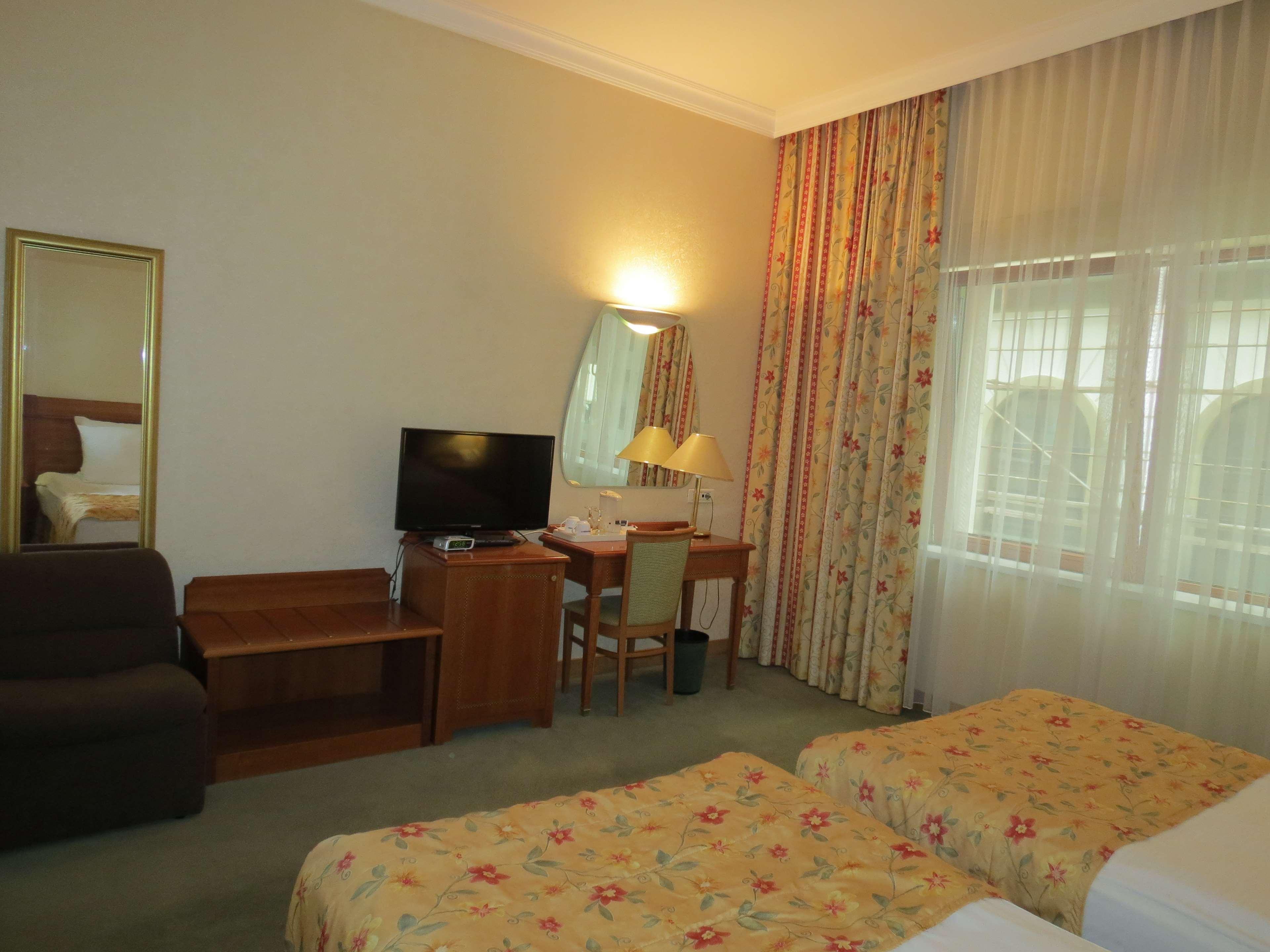 Best Western Hotel Turist スコピエ エクステリア 写真