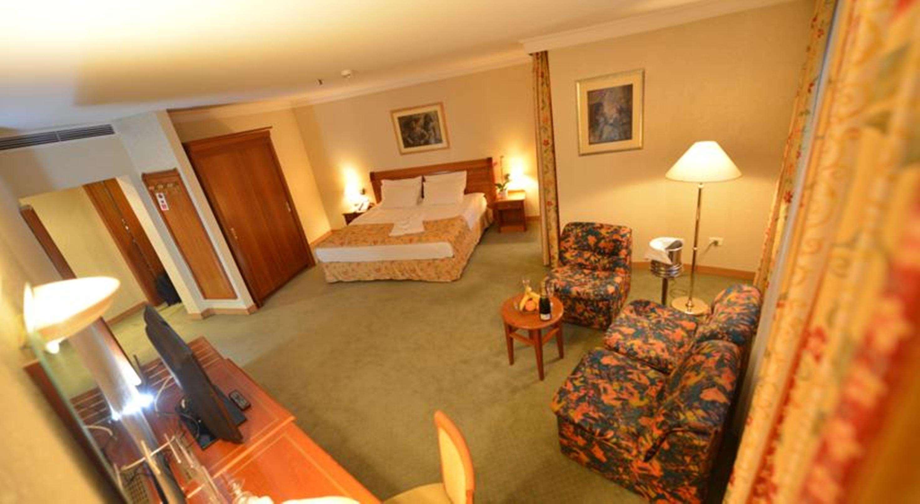 Best Western Hotel Turist スコピエ エクステリア 写真