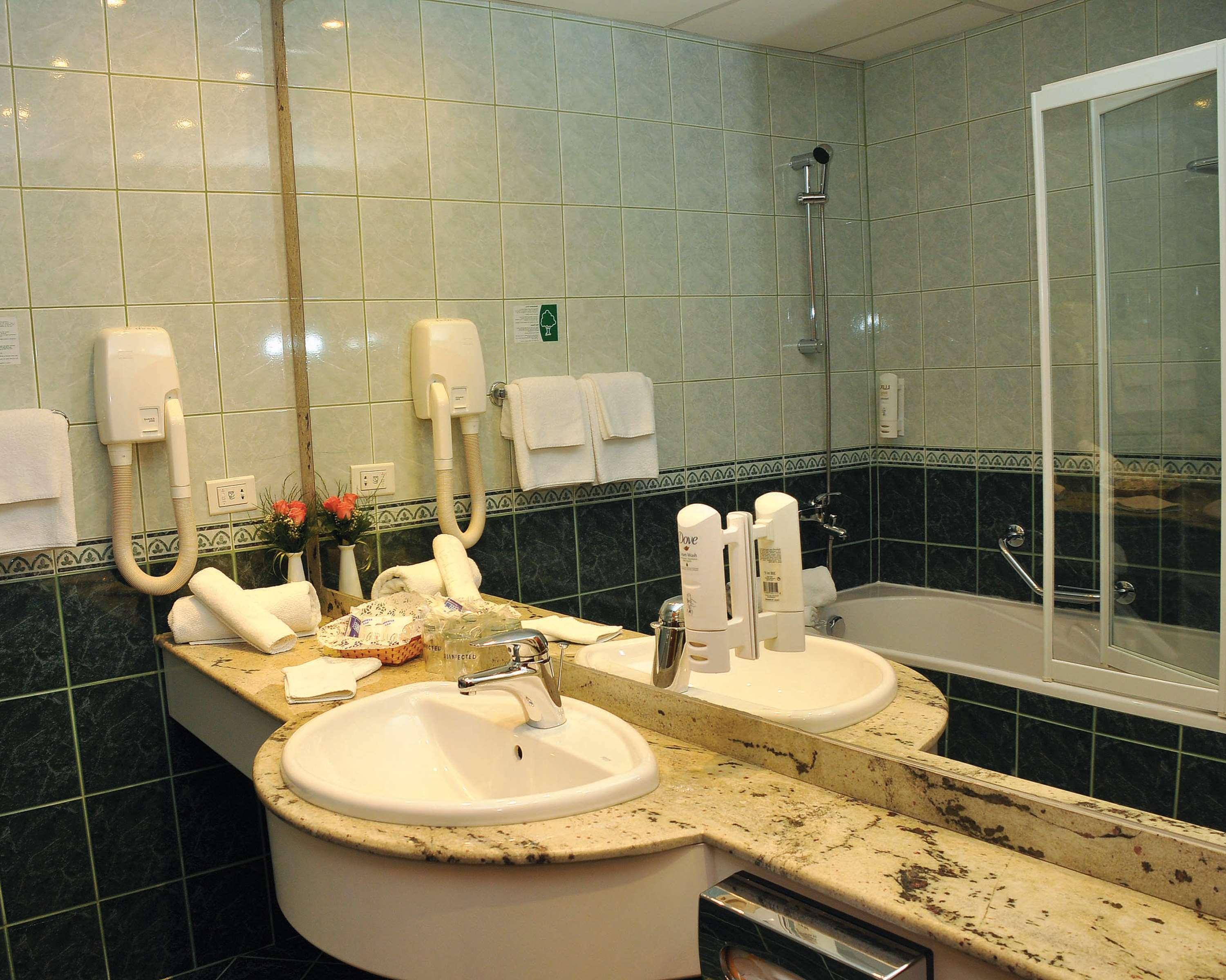 Best Western Hotel Turist スコピエ 部屋 写真