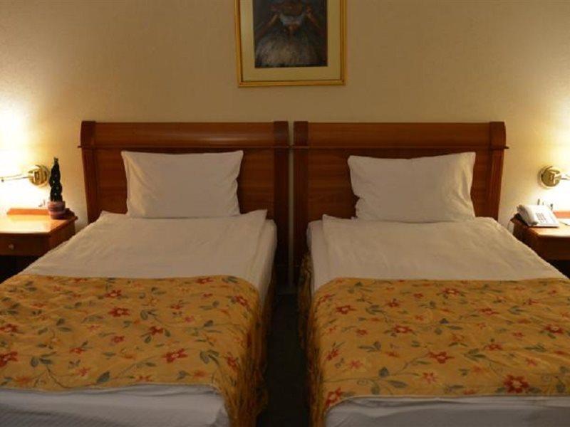 Best Western Hotel Turist スコピエ エクステリア 写真