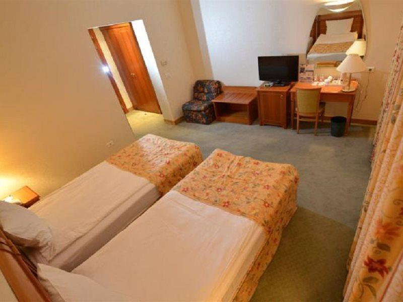 Best Western Hotel Turist スコピエ エクステリア 写真
